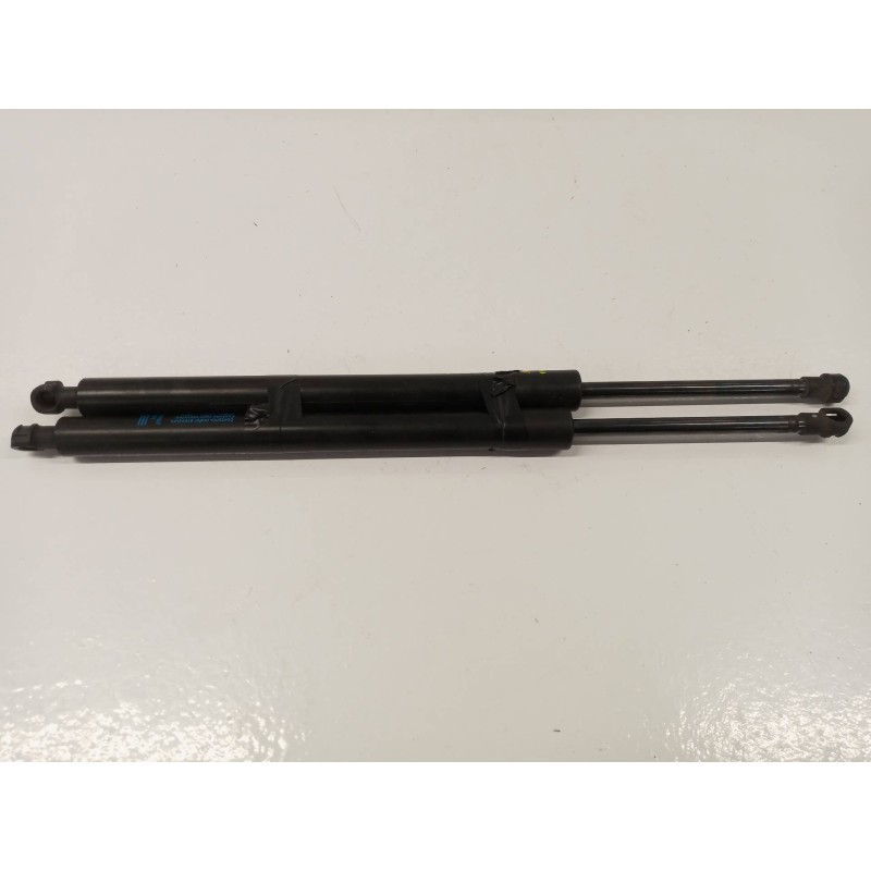 Recambio de amortiguadores maletero/ porton para chevrolet orlando lt+ referencia OEM IAM 95985321 95985322 Recambio de amortiguadores maletero/ porton para chevrolet orlando lt+ referencia OEM IAM 95985321 95985322