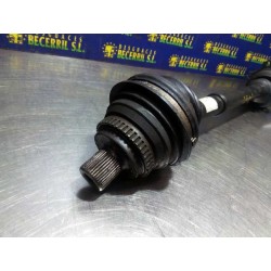 Recambio de transmision delantera izquierda para audi a6 berlina (c4) 2.5 tdi referencia OEM IAM 4A0407272DF  