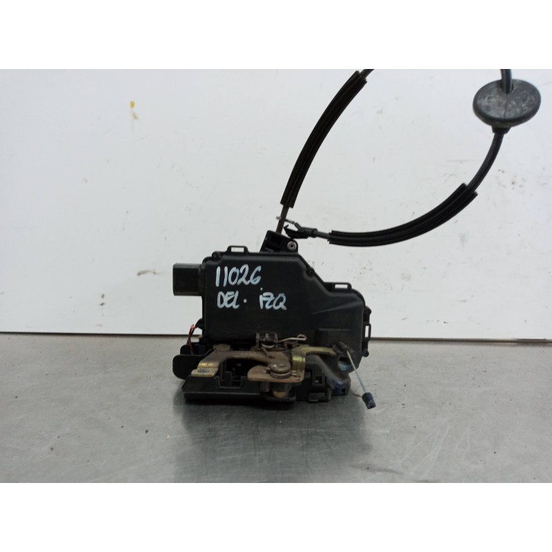 Recambio de cerradura puerta delantera izquierda para volkswagen passat berlina (3b2) comfortline referencia OEM IAM Recambio de cerradura puerta delantera izquierda para volkswagen passat berlina (3b2) comfortline referencia OEM IAM