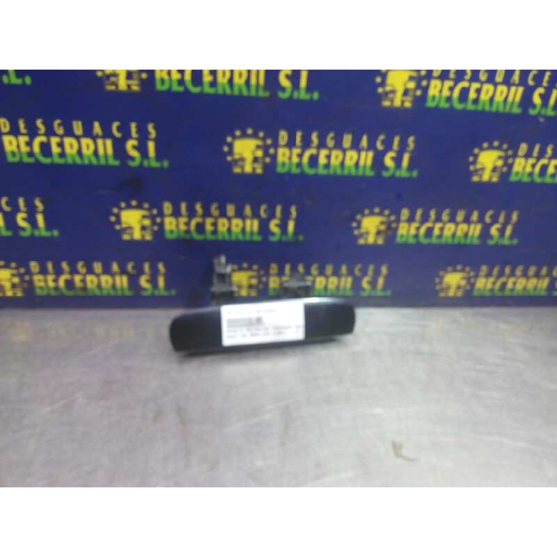 Recambio de maneta exterior trasera derecha para audi a6 berlina (4b2) 1.9 tdi referencia OEM IAM 4B0839208 Recambio de maneta exterior trasera derecha para audi a6 berlina (4b2) 1.9 tdi referencia OEM IAM 4B0839208