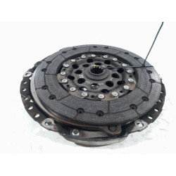 Recambio de kit de embrague para opel astra h berlina elegance referencia OEM IAM 323058610  