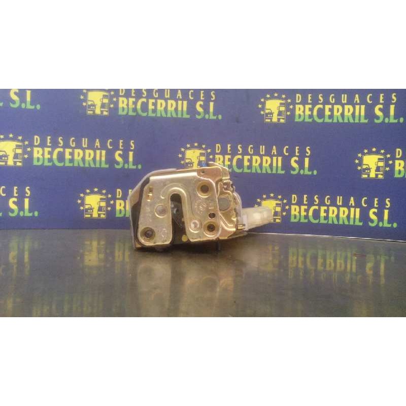 Recambio de cerradura puerta trasera derecha para nissan x-trail (t30) xe referencia OEM IAM Recambio de cerradura puerta trasera derecha para nissan x-trail (t30) xe referencia OEM IAM