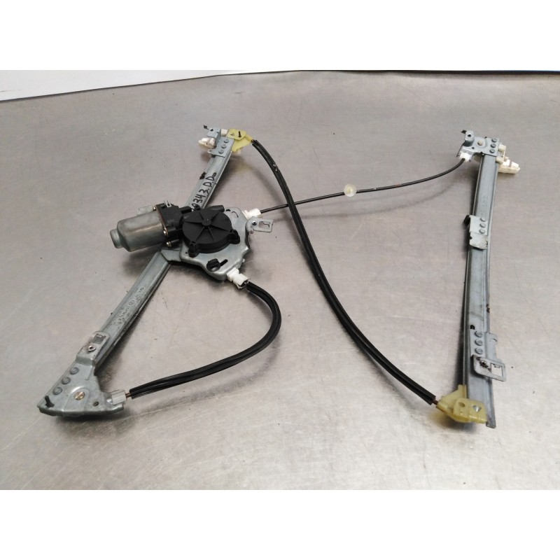 Recambio de elevalunas delantero derecho para citroen xsara coupe 2.0 hdi vtr referencia OEM IAM 400679T3 Recambio de elevalunas delantero derecho para citroen xsara coupe 2.0 hdi vtr referencia OEM IAM 400679T3