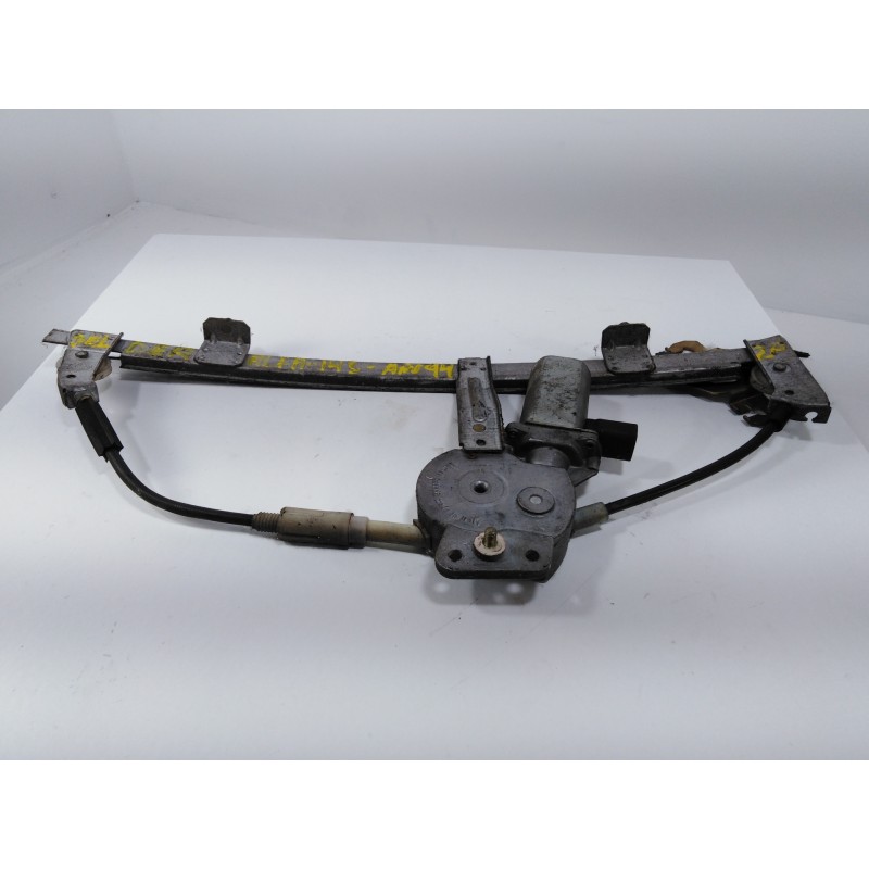 Recambio de elevalunas delantero derecho para alfa romeo 146 td referencia OEM IAM Recambio de elevalunas delantero derecho para alfa romeo 146 td referencia OEM IAM