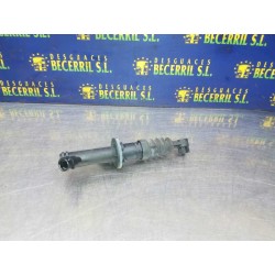 Recambio de bomba embrague para renault clio iii exception referencia OEM IAM 306200650R  