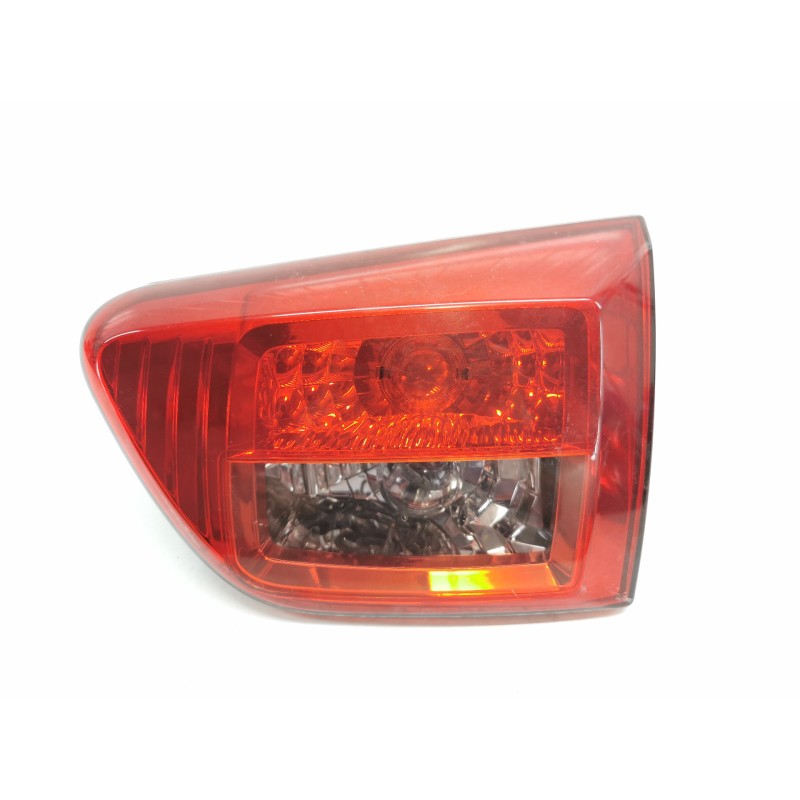 Recambio de piloto trasero central derecho para peugeot 4007 premium referencia OEM IAM Recambio de piloto trasero central derecho para peugeot 4007 premium referencia OEM IAM