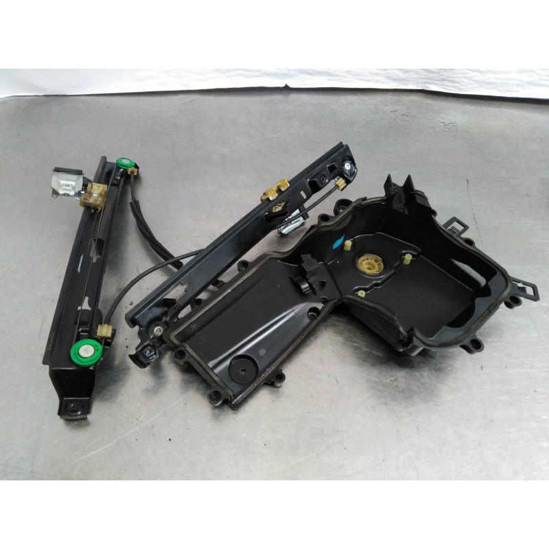 Recambio de elevalunas delantero derecho para seat leon (1p1) reference referencia OEM IAM Recambio de elevalunas delantero derecho para seat leon (1p1) reference referencia OEM IAM