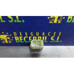 Recambio de mando elevalunas delantero derecho para ford focus berlina (cak) ambiente referencia OEM IAM   