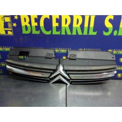 Recambio de rejilla delantera para citroen c5 berlina 2.0 hdi magic referencia OEM IAM   