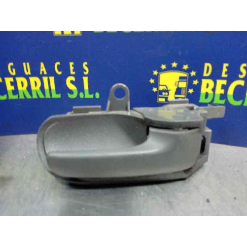 Recambio de maneta interior delantera derecha para peugeot 107 urban referencia OEM IAM Recambio de maneta interior delantera derecha para peugeot 107 urban referencia OEM IAM