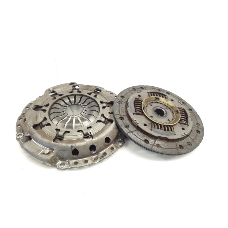 Recambio de kit de embrague para ford focus berlina (cak) ambiente referencia OEM IAM 123032310 Recambio de kit de embrague para ford focus berlina (cak) ambiente referencia OEM IAM 123032310