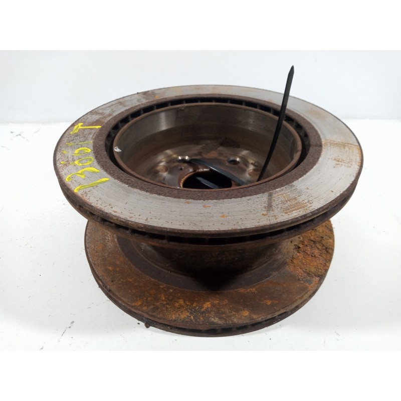 Recambio de disco freno trasero para lexus is200 (ds2/is2) 220d referencia OEM IAM Recambio de disco freno trasero para lexus is200 (ds2/is2) 220d referencia OEM IAM
