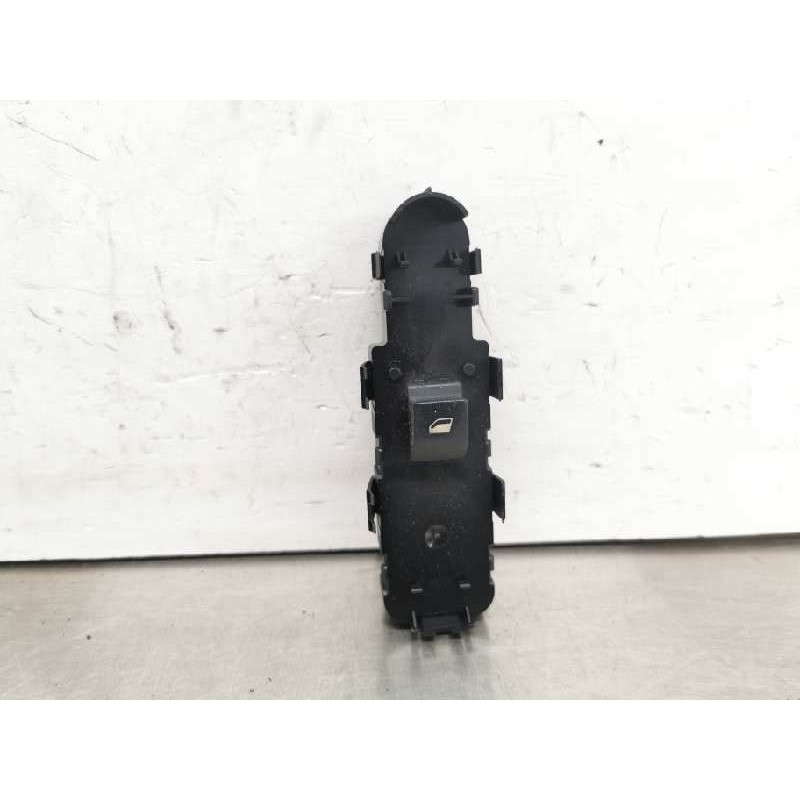 Recambio de mando elevalunas delantero derecho para peugeot 308 sw sport referencia OEM IAM Recambio de mando elevalunas delantero derecho para peugeot 308 sw sport referencia OEM IAM