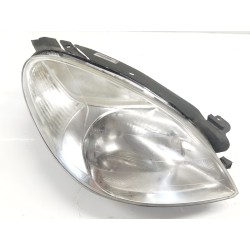 Faro derecho citroen xsara picasso