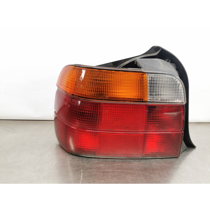 Recambio de piloto trasero izquierdo para bmw serie 3 compacto (e36) 316i referencia OEM IAM Recambio de piloto trasero izquierdo para bmw serie 3 compacto (e36) 316i referencia OEM IAM