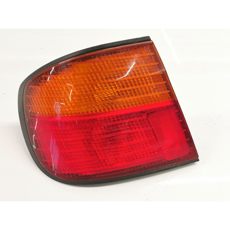 Recambio de piloto trasero izquierdo para nissan primera berlina (p11) básico referencia OEM IAM Recambio de piloto trasero izquierdo para nissan primera berlina (p11) básico referencia OEM IAM
