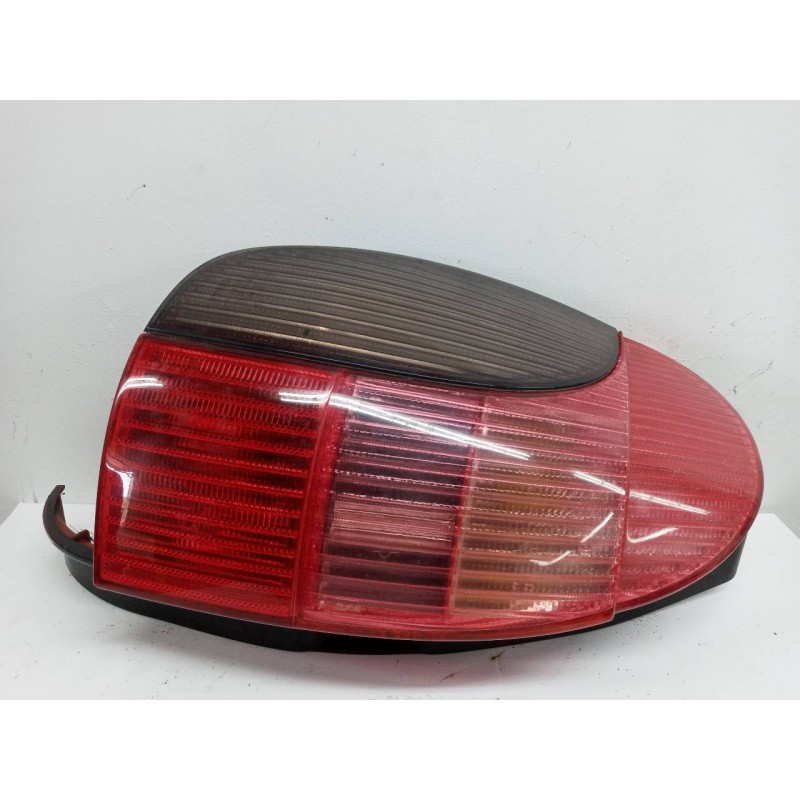 Recambio de piloto trasero izquierdo para peugeot 306 break boulebard referencia OEM IAM Recambio de piloto trasero izquierdo para peugeot 306 break boulebard referencia OEM IAM