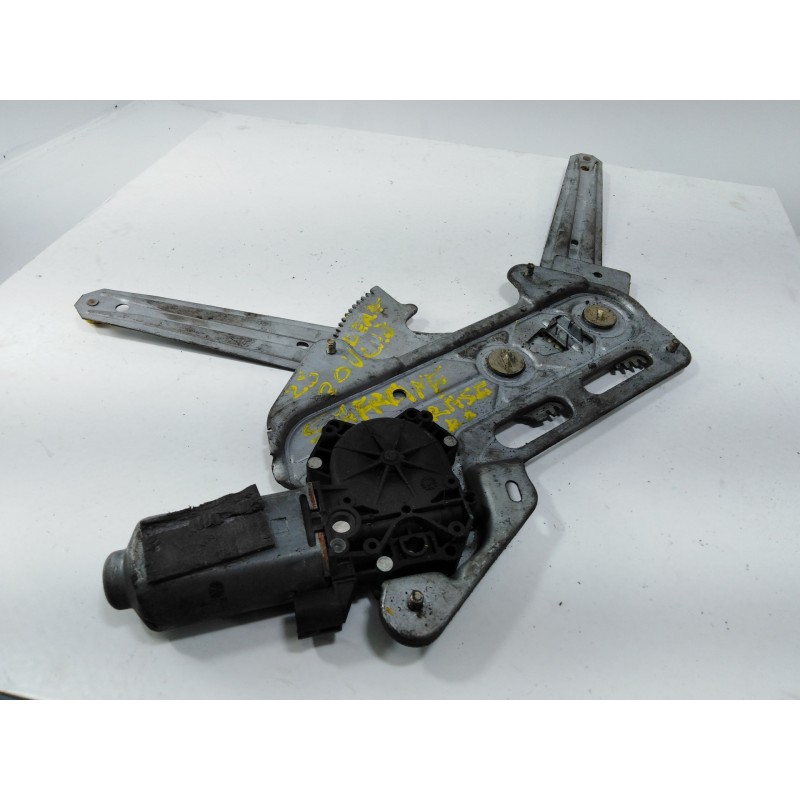 Recambio de elevalunas trasero derecho para renault safrane (b54) 2.5 dt referencia OEM IAM Recambio de elevalunas trasero derecho para renault safrane (b54) 2.5 dt referencia OEM IAM