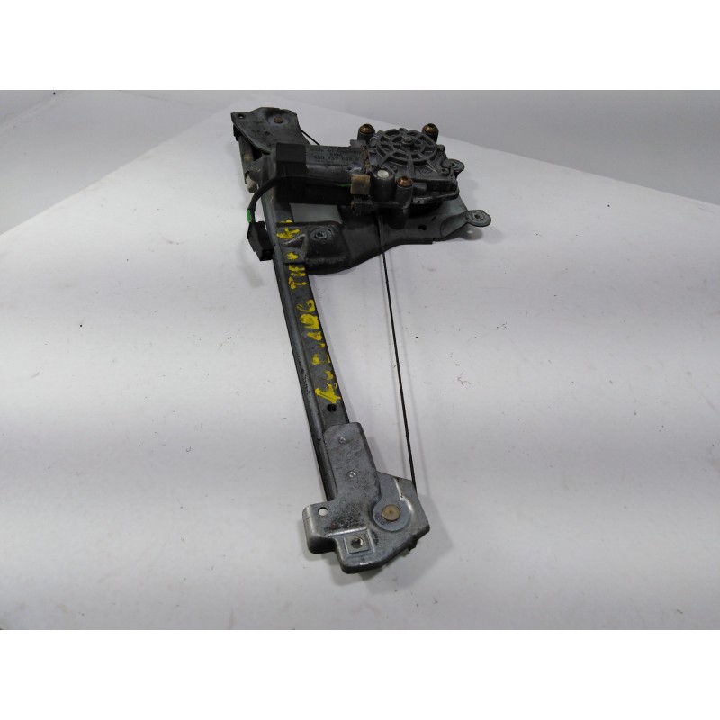 Recambio de elevalunas trasero derecho para audi 100 berlina (c4) s4 referencia OEM IAM 4A0959802A Recambio de elevalunas trasero derecho para audi 100 berlina (c4) s4 referencia OEM IAM 4A0959802A