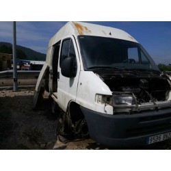 peugeot boxer caja cerr. acristalado (rs2850)(230)(´02) del año 2002