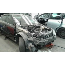 opel astra h berlina del año 2004