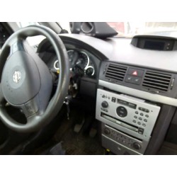 opel meriva del año 2004