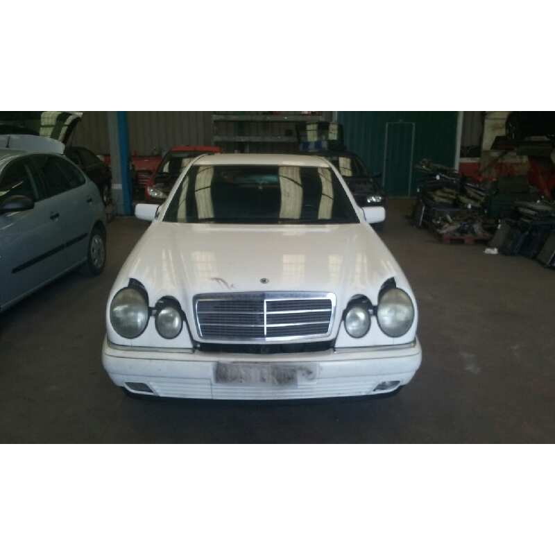 mercedes clase e (w210) berlina diesel del año 1995