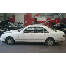 mercedes clase e (w210) berlina diesel del año 1995
