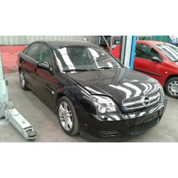 opel vectra c berlina del año 2003