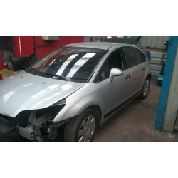 citroen c4 berlina del año 2005