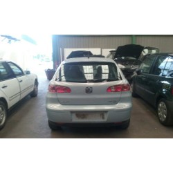 seat ibiza (6l1) del año 2003