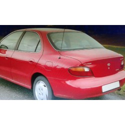 hyundai lantra berlina (rd) del año 2000