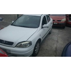 opel astra g berlina del año 2001