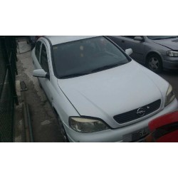 opel astra g berlina del año 2001