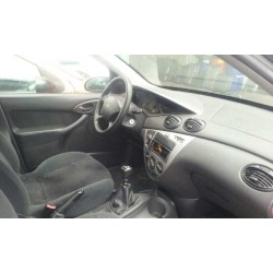 ford focus berlina (cak) del año 1998