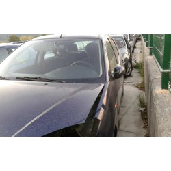 ford focus berlina (cak) del año 2000