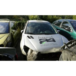 peugeot 206 berlina del año 2004