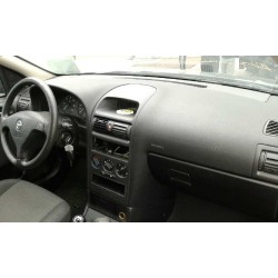 opel astra g berlina del año 2003