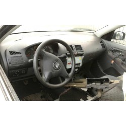 seat ibiza (6k1) del año 2001