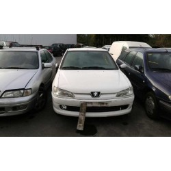 peugeot 306 berlina 3/4/5 puertas (s2) del año 2000