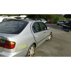 nissan primera berlina (p11) del año 1999