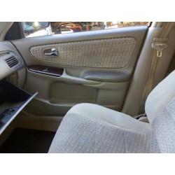 mazda 626 berlina (gf) del año 2001