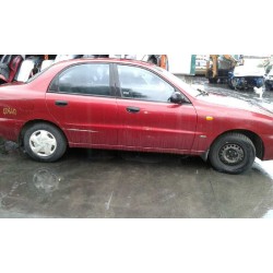 daewoo lanos del año 1950