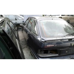 ford sierra berlina del año 1950