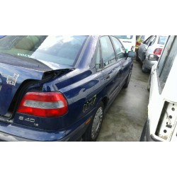 volvo s40 berlina del año 1998