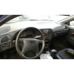 volvo s40 berlina del año 1998