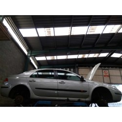 renault laguna ii (bg0) del año 2001