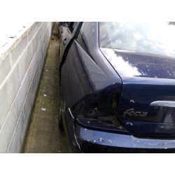ford focus berlina (cak) del año 1999