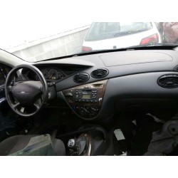 ford focus berlina (cak) del año 1999
