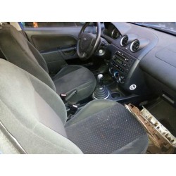 ford fiesta (cbk) del año 2003
